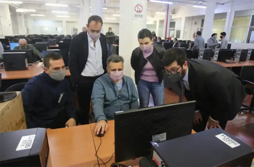 Realizan el simulacro electoral de cara a las PASO del 12 de septiembre