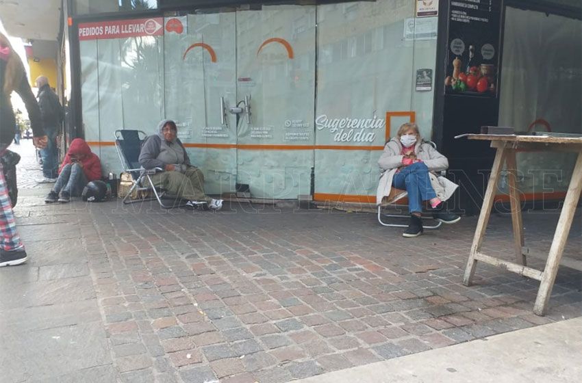 Falleció un hombre de 89 años y son 44 los muertos en Argentina