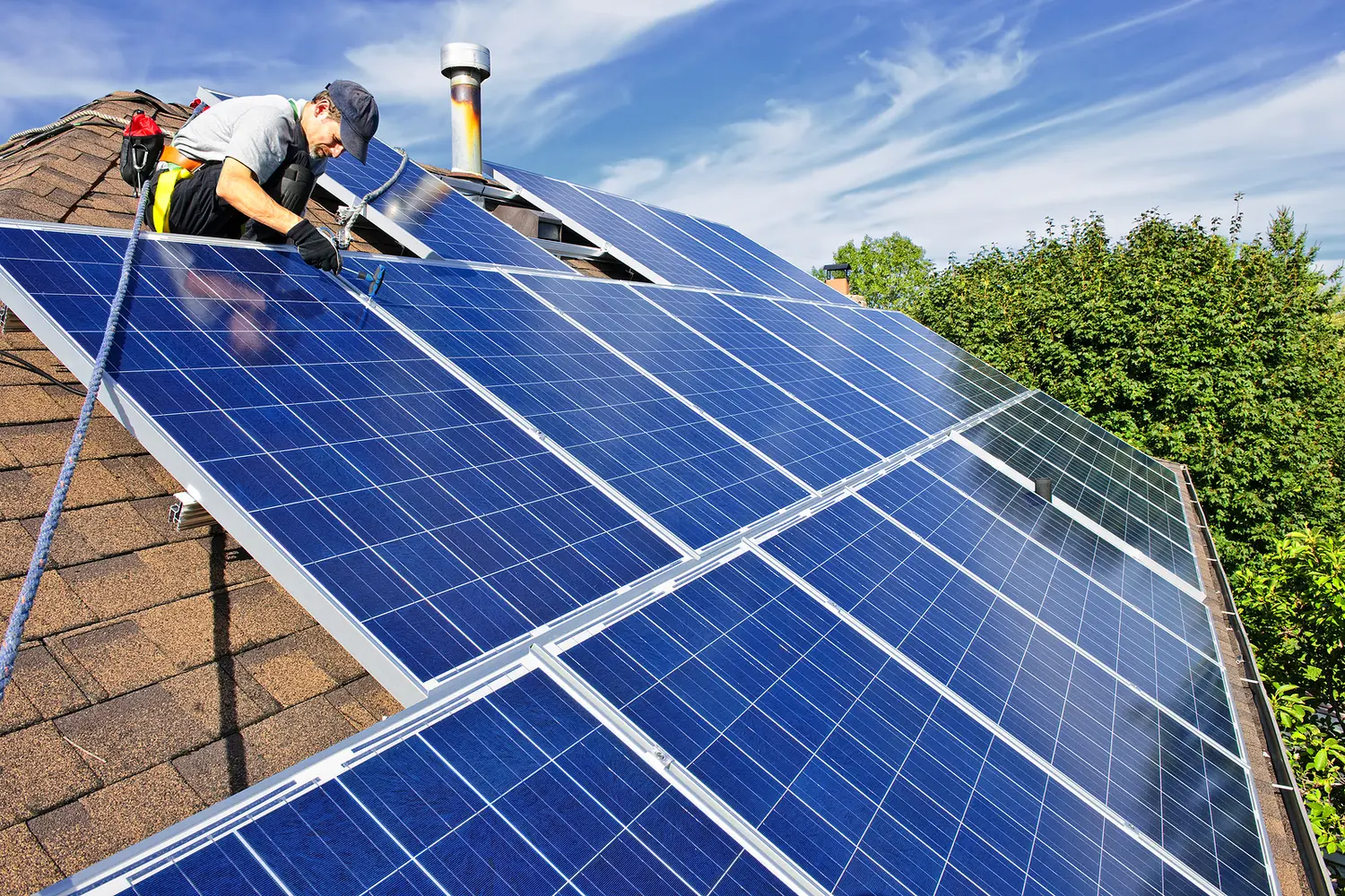 Generación distribuida: Ya rige la ley para que viviendas y pymes puedan generar energía, consumirla y vender excedente