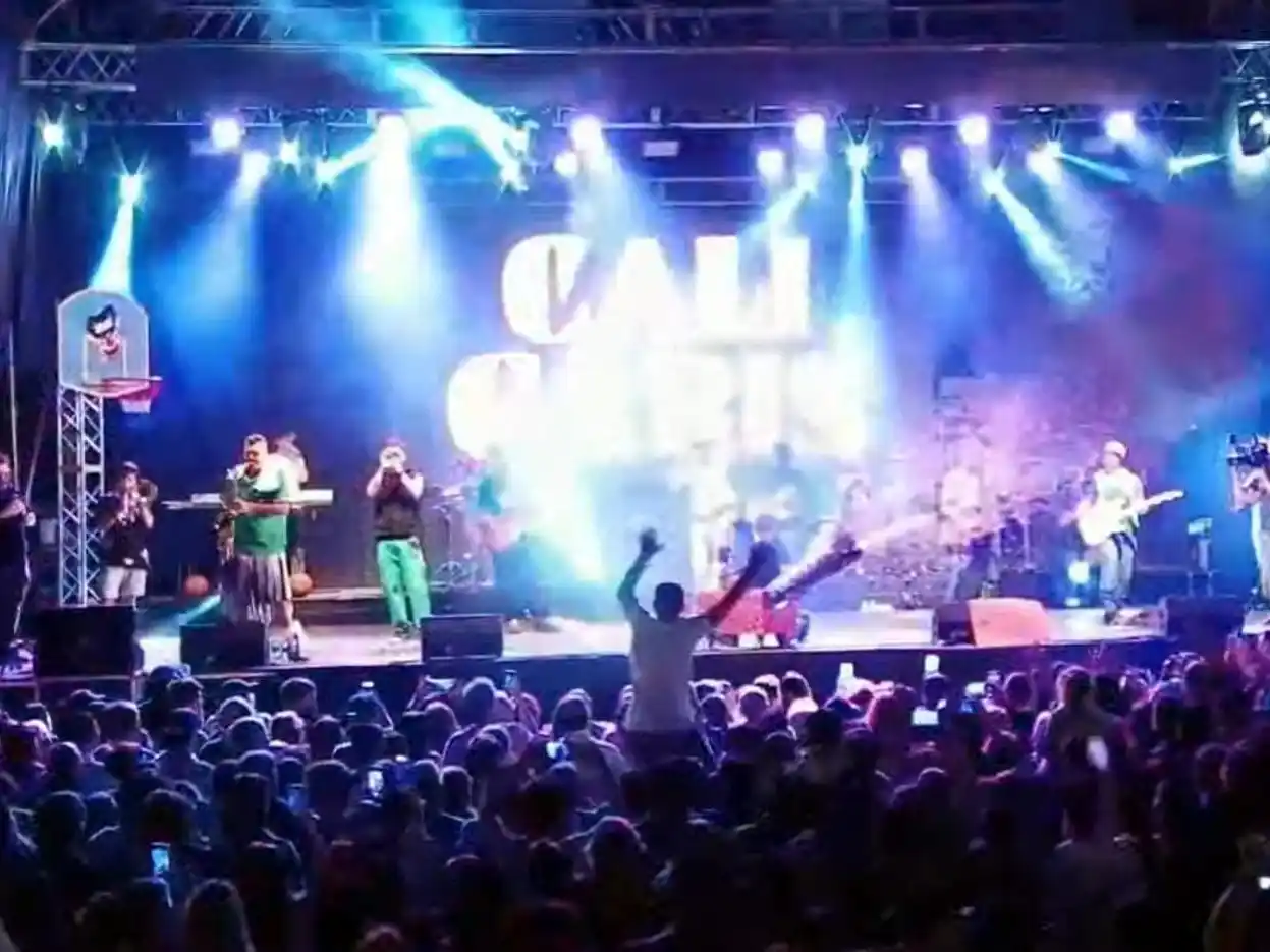 Música y color a ritmo de Caligaris en Rufino. Foto: Gentileza