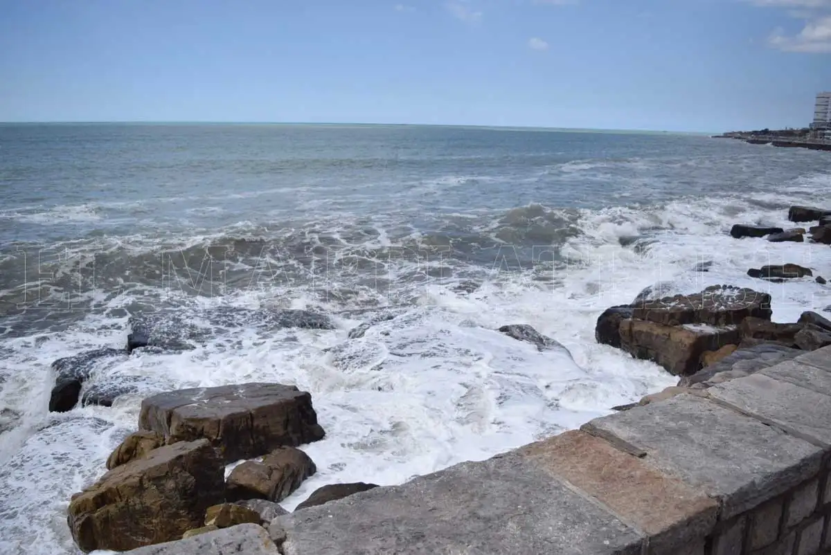 Un viernes con sol pero muy frío en Mar del Plata