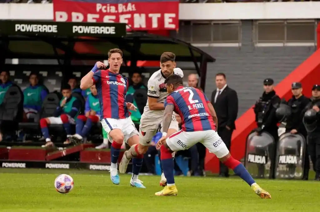 Colón empató con San Lorenzo en el Nuevo Gasómetro