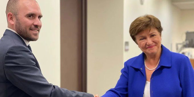 El directorio del FMI aprobó el acuerdo con la Argentina