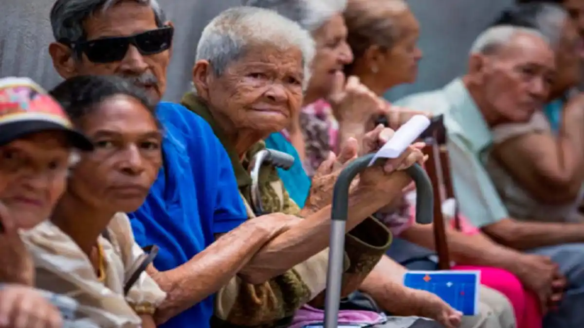 NUEVA LEY DE PENSIONES HURGA LOS BOLSILLOS de los empresarios sin solucionar el problema de fondo: garantizar una vejez digna