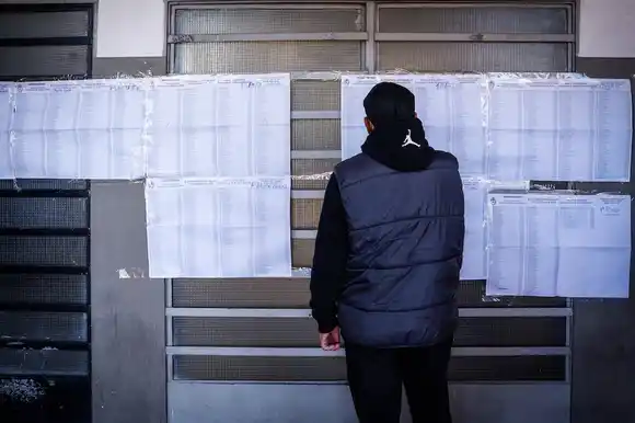 El impacto de los ciudadanos que no fueron a votar en las elecciones bonaerenses: La disputa por 2 millones de sufragios