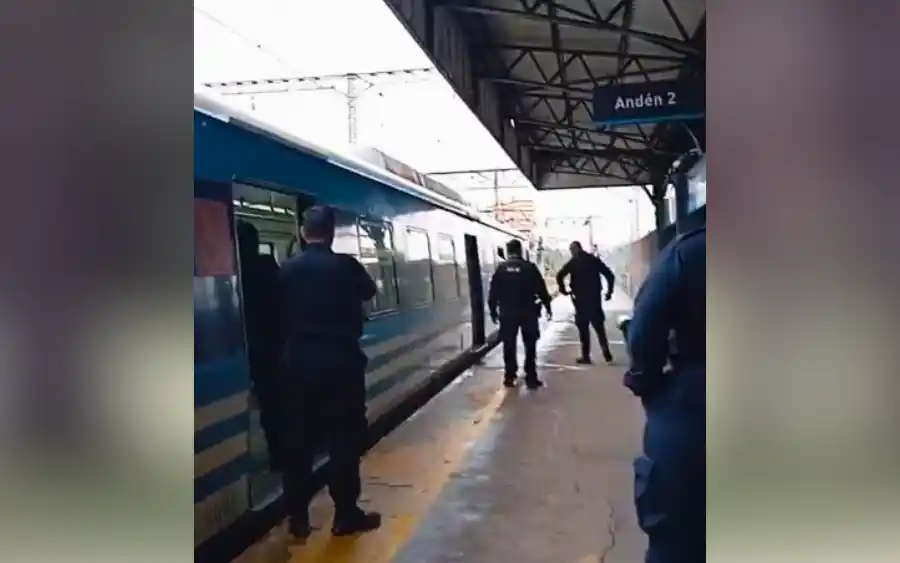 Operativo en estación Temperley