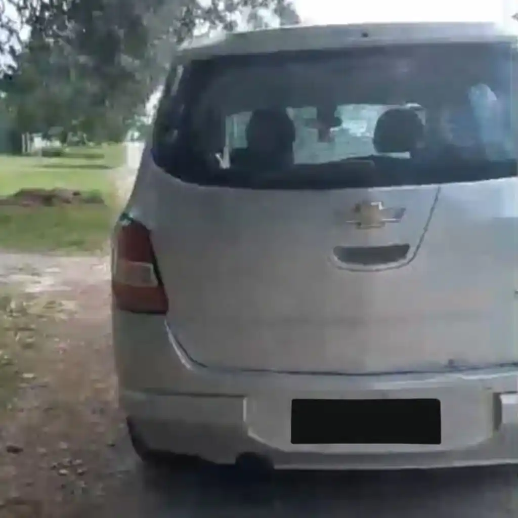 La víctima, identificada como Liliana, quien se desempeña como conductora de la aplicación se encuentra a la espera de cualquier información sobre el paradero de su auto, un Chevrolet Spin color gris.