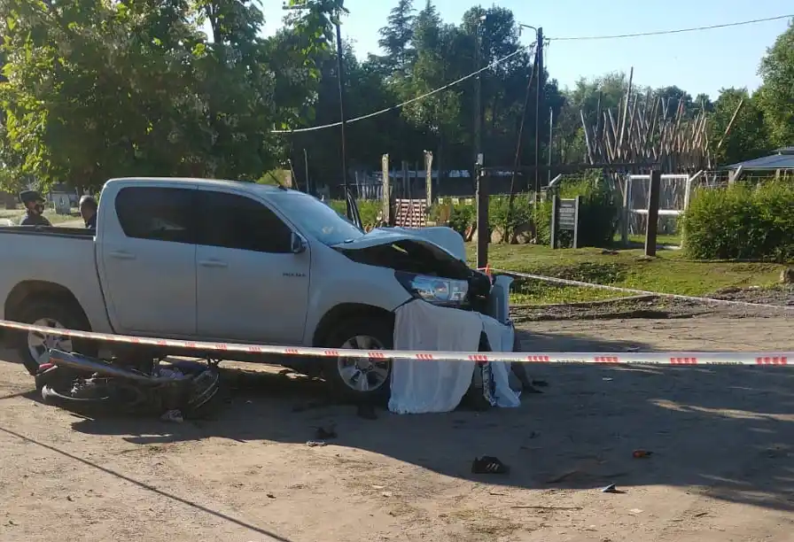 Córdoba: dos hermanos murieron tras chocar con una camioneta
