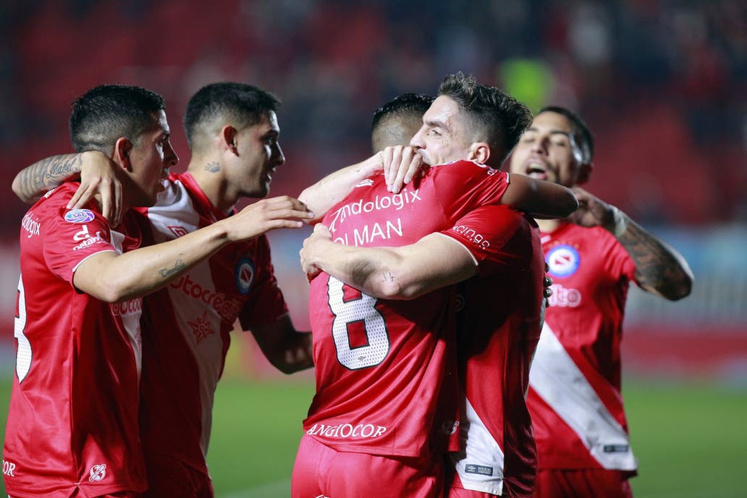"¡Tuyo, tuyo!", el reconocimiento de Hauche al tandilense Diego Sosa