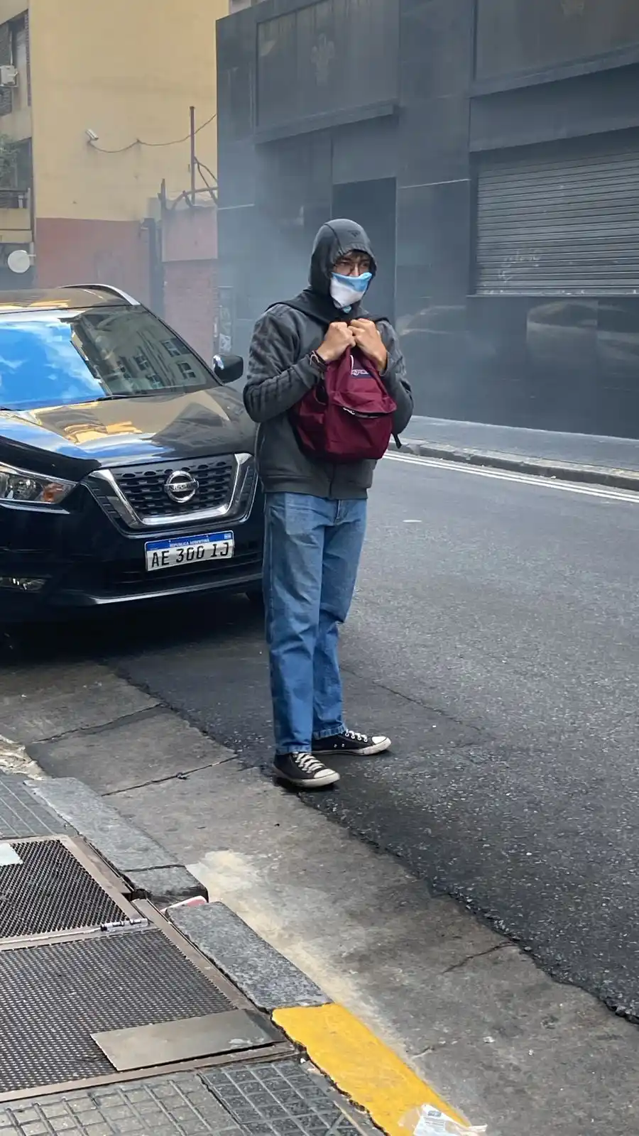 Caos y violencia en la marcha de los barras bravas.