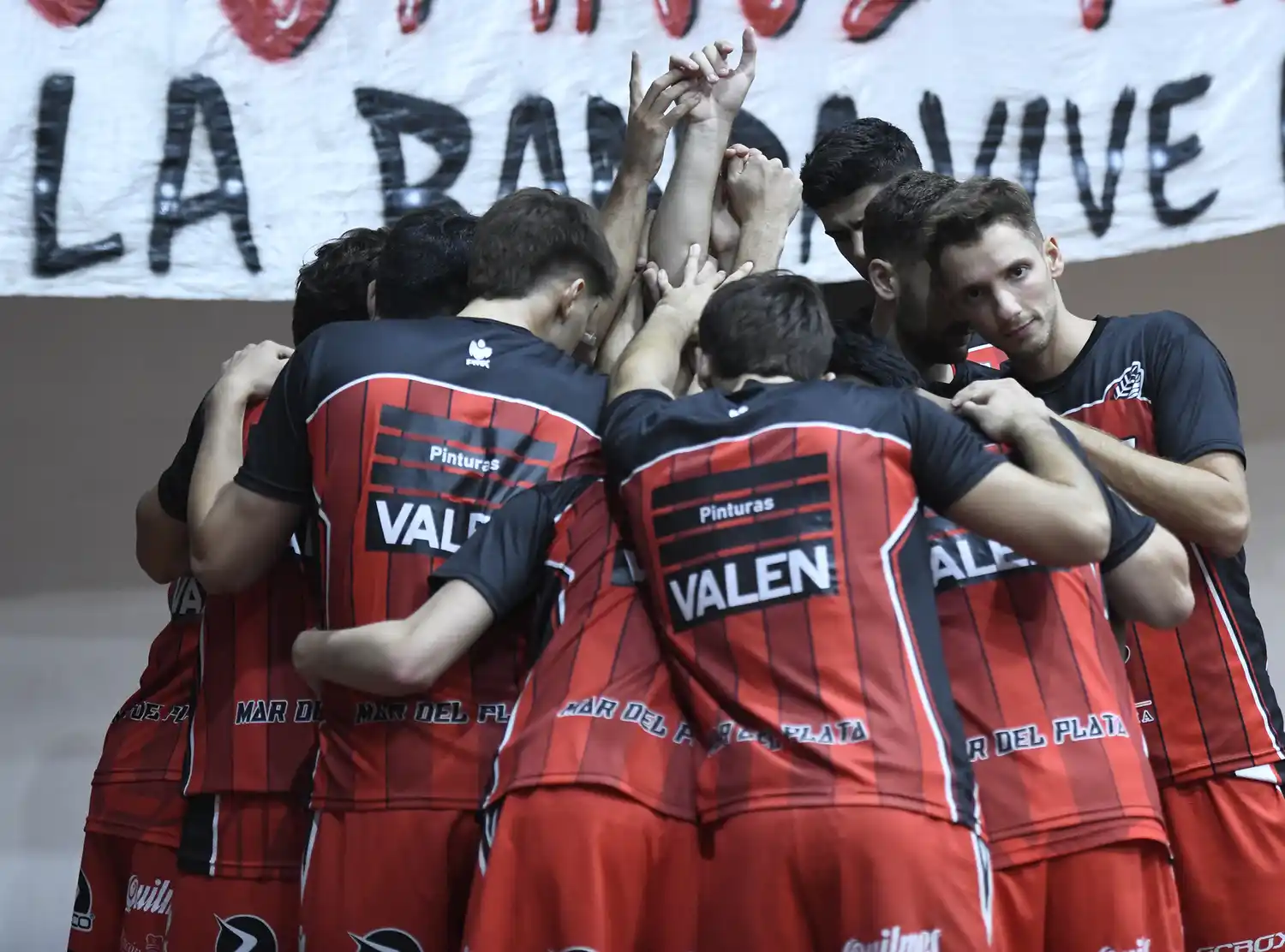 Quilmes grupo ante Pico FC