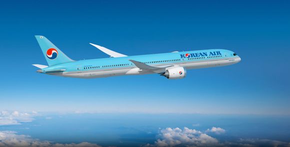 Korean Air takes delivery of its first Boeing 787-10 and introduces new Business Class