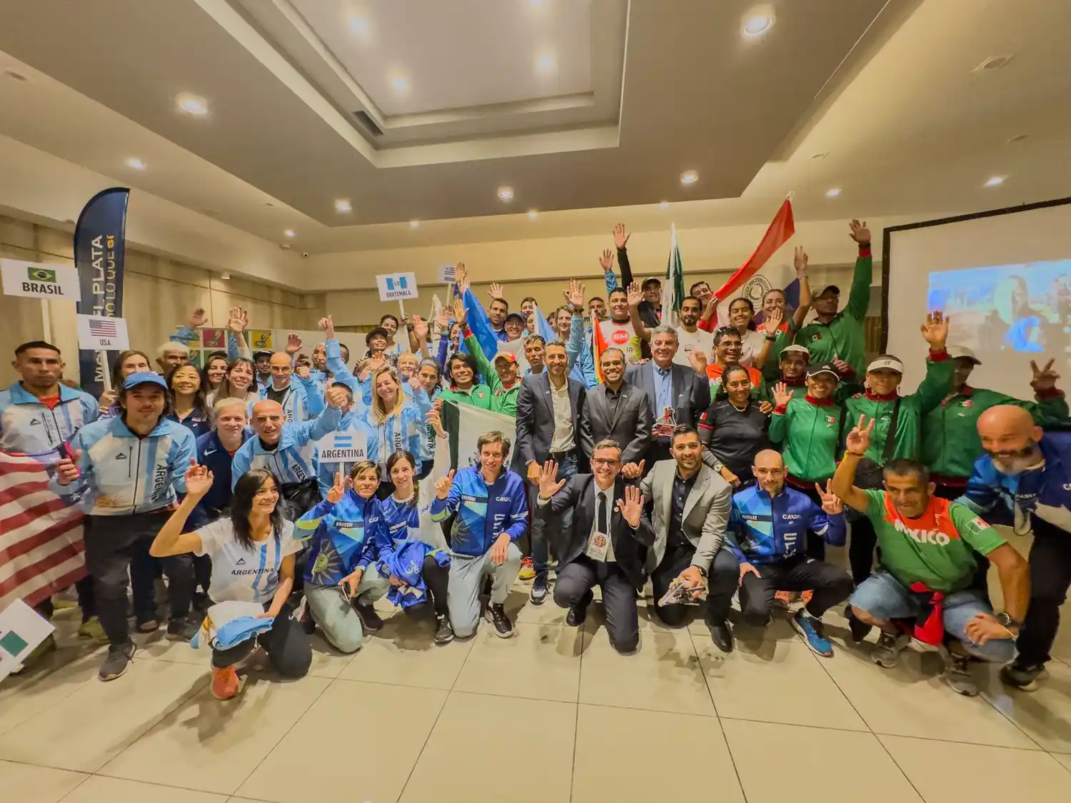 Doble podio por equipos para Argentina en el Ultramaratón