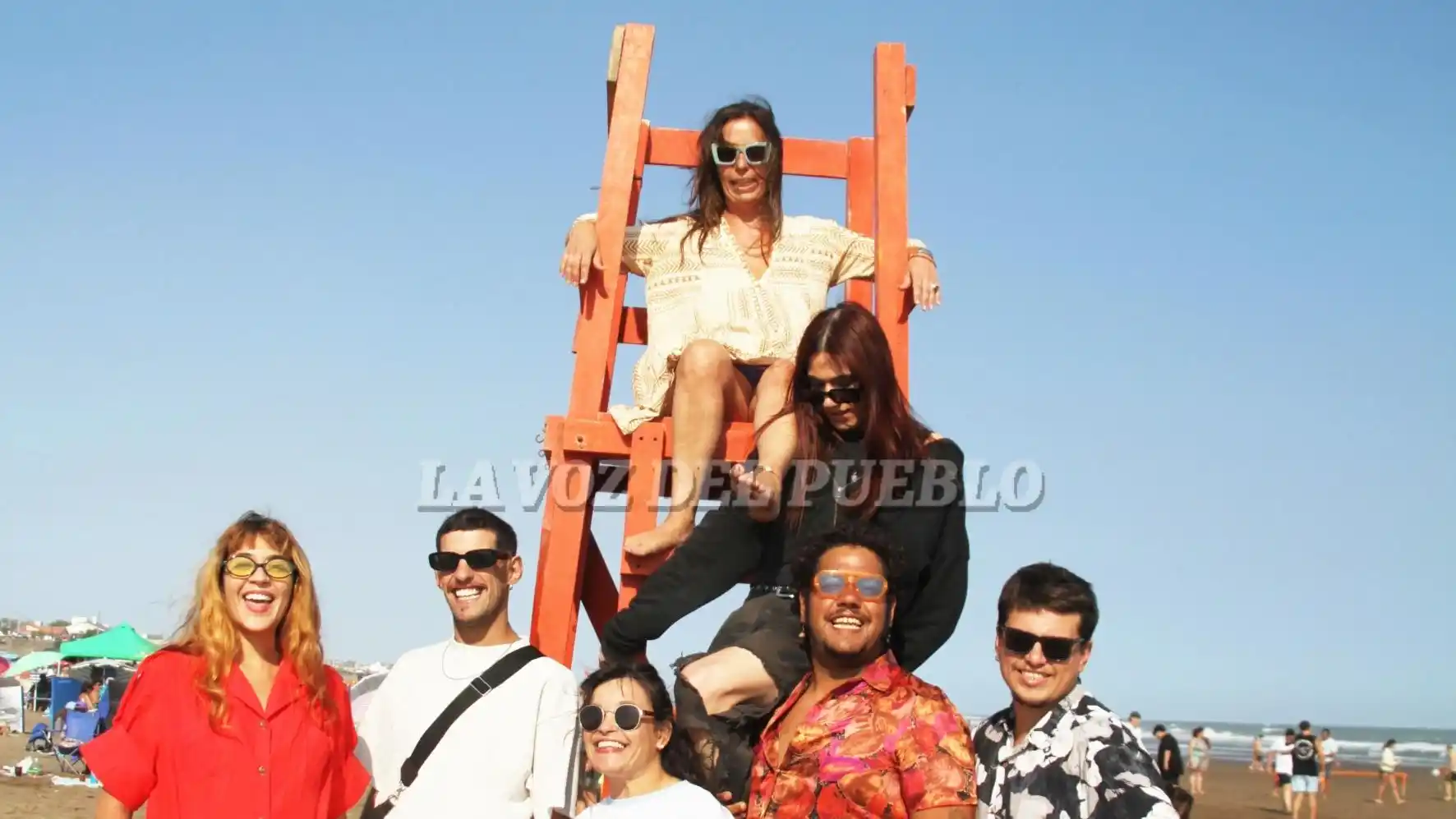 El elenco completo de La Pirámide: Tomás De La Lama, Julia Czubaj, Ámbar Pérez Villafañe, Eric Joel Ale, Alejandro Jensen, Florencia Serra y Macarena Feres