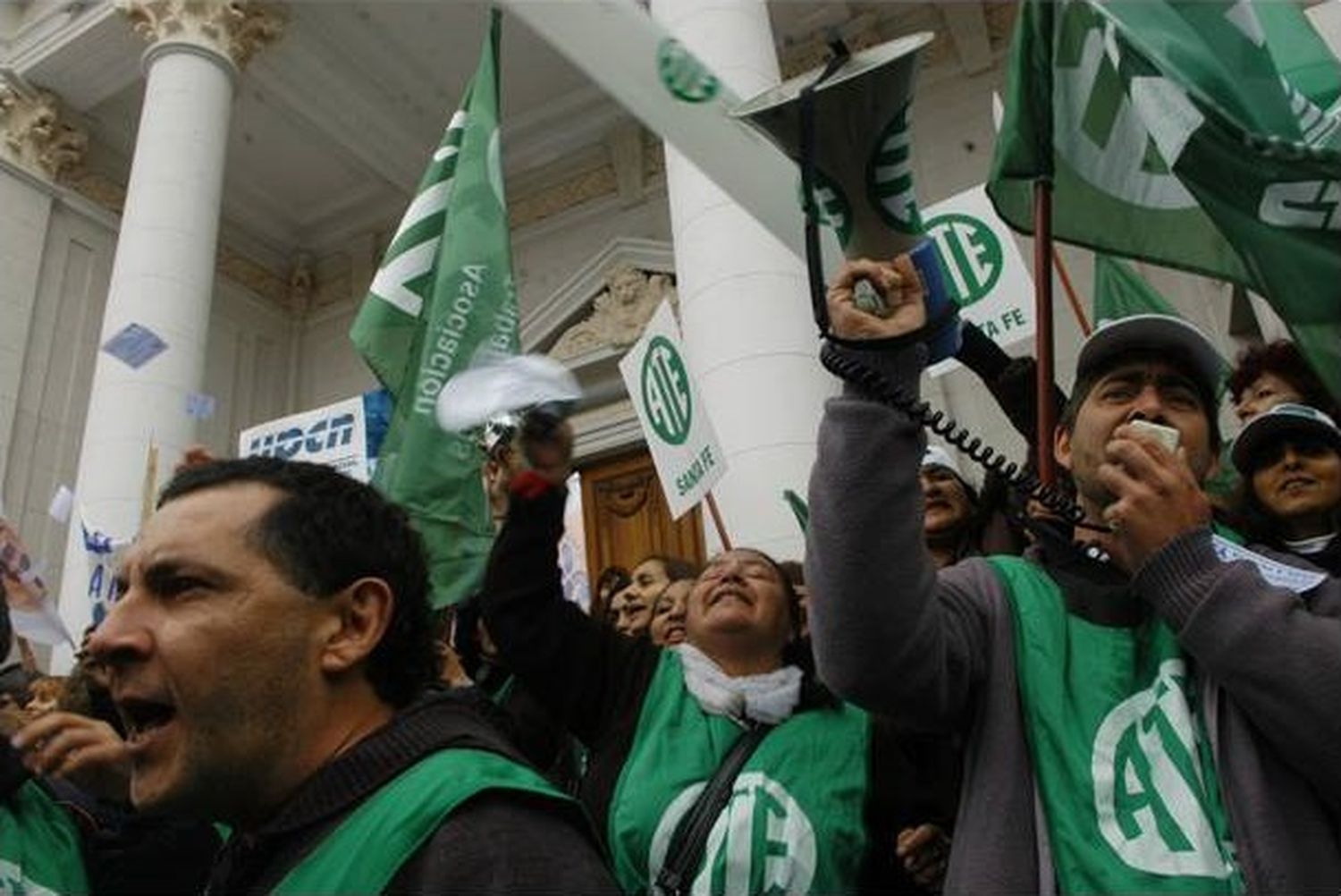 ATE marcha a la Legislatura bonaerense