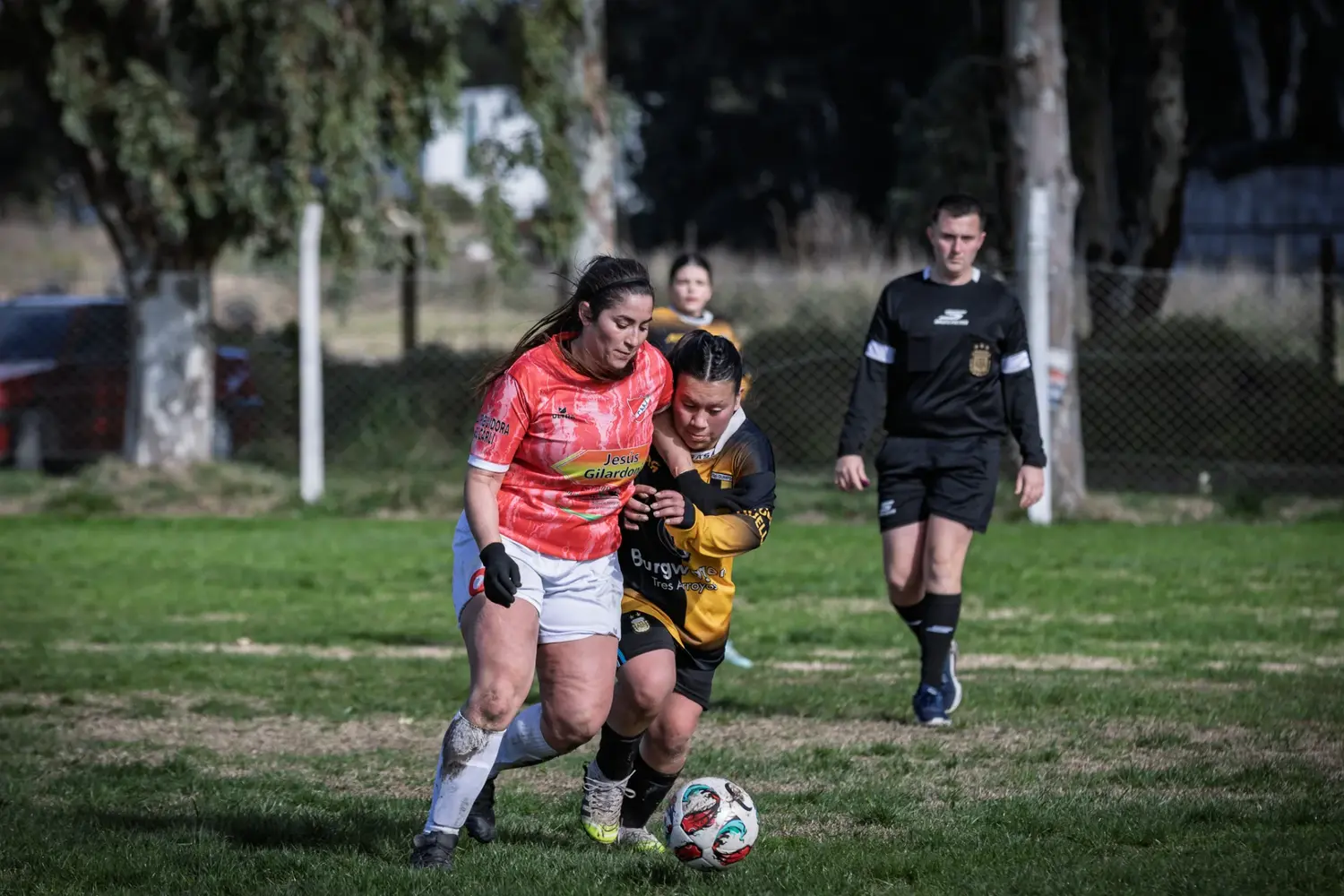 Argentino goleó a Olimpo por 4 a 0 (Ale Zygal)