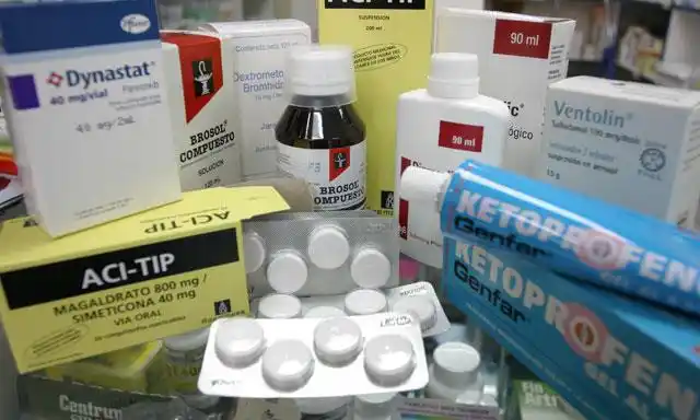 Presentan proyecto para prescribir sólo medicamentos genéricos