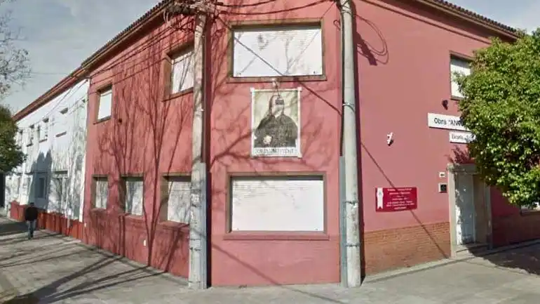 Allanaron el Instituto Próvolo de La Plata por denuncias de 17 abusos sexuales