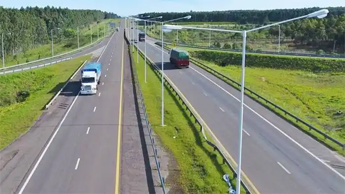 Vialidad contra Caminos del Río Uruguay: �SLo mejor que pueden hacer es irse⬝