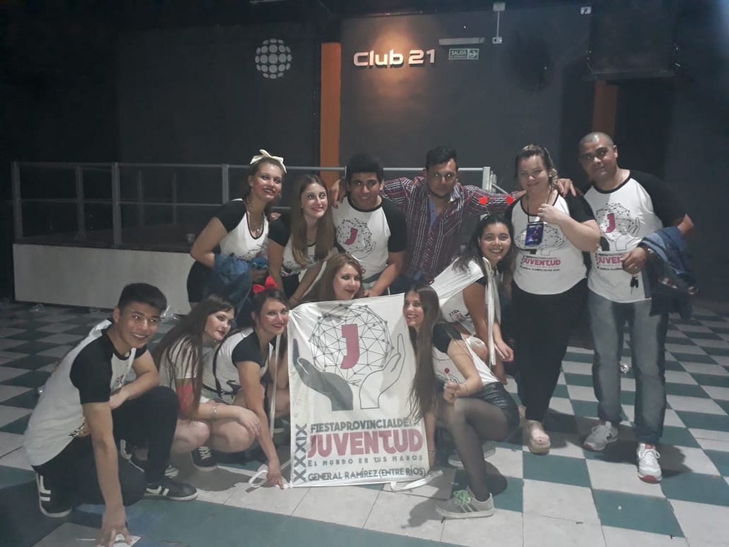 Comenzó la fiesta organizada por jóvenes para jóvenes