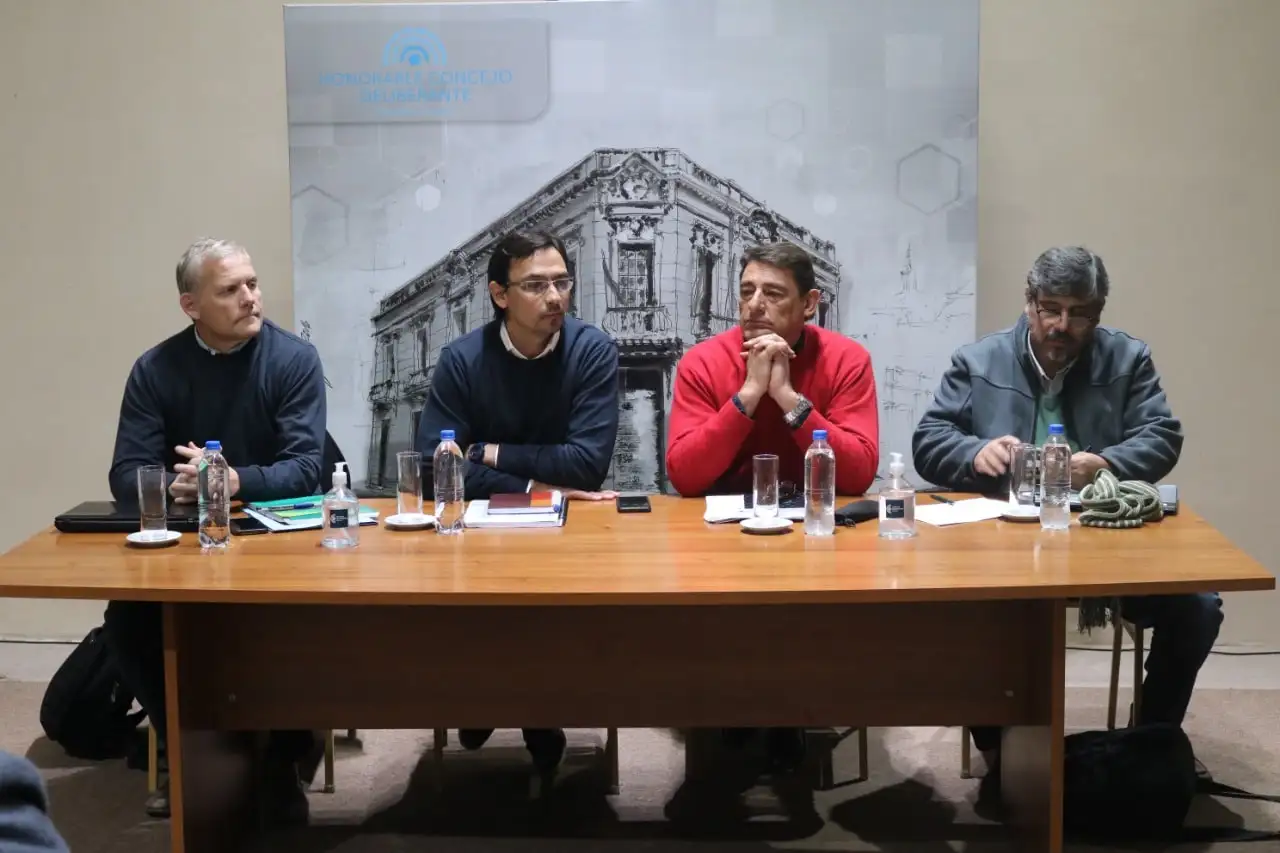 El SITU analizó la situación del transporte público de pasajeros en Paraná