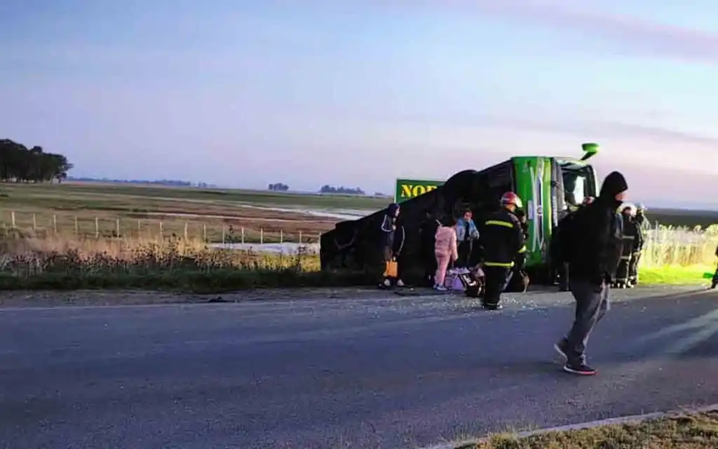 La mayoría de los heridos fue derivada a hospitales de General La Madrid, Laprida y Olavarría.