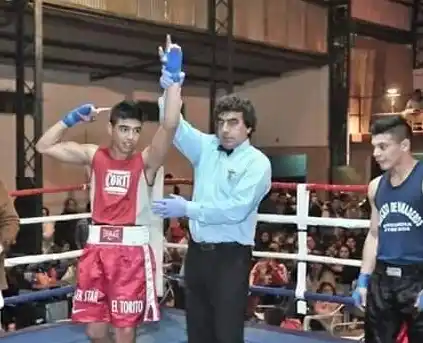 Tiago "Torito" Sosa ganó en Colón y confirmó su buen momento