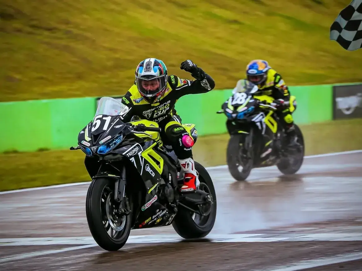 A.Donatti ganó bajo la lluvia en Santa Cruz do Sul. Foto:Redes
