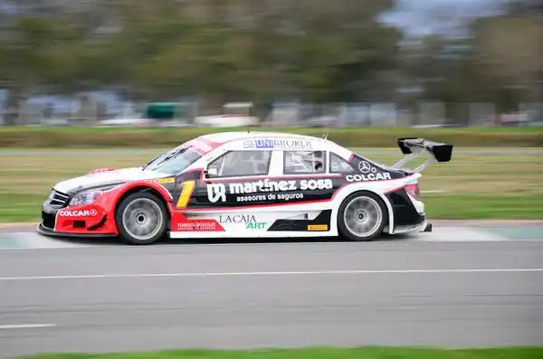 Top Race en Junín: Canapino logró su tercer triunfo consecutivo
