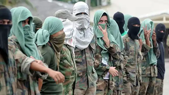 ¡EL COLMO! En Colombia se aliaron Los Rastrojos con Los Urabeños para enfrentar al ELN