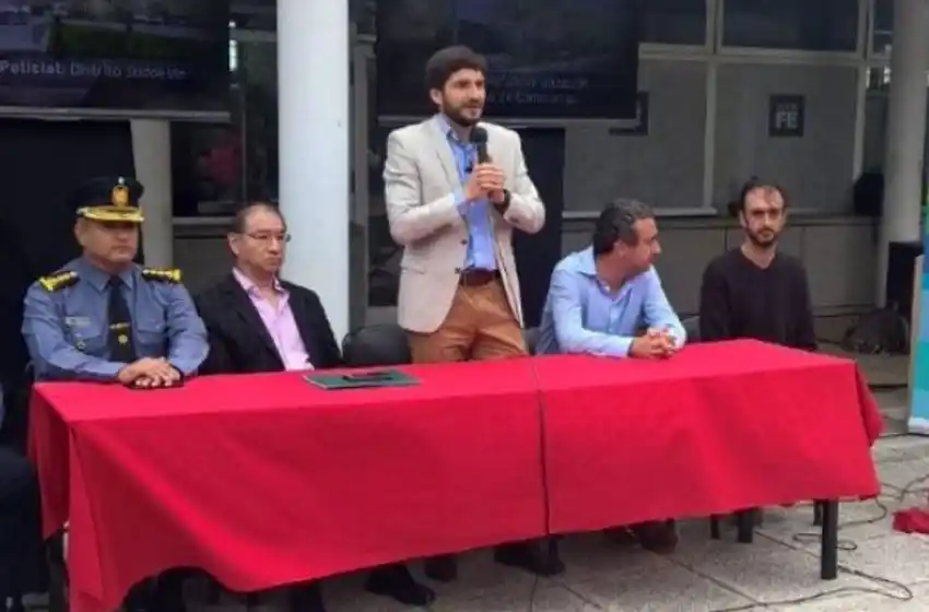 Las 36 comisarías serán reemplazadas por siete estaciones policiales