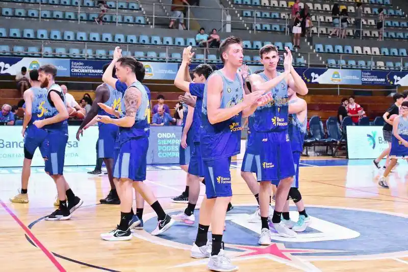 La Unión recibe a Oberá
en el Cincuentenario