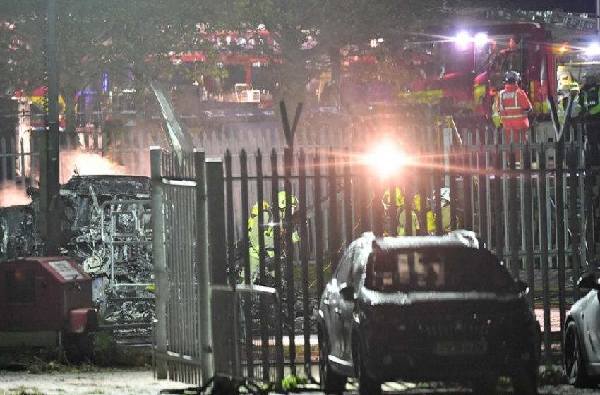 El helicóptero del dueño del Leicester se estrelló tras salir del estadio