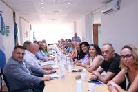 Provincia reprogramó las paritarias con docentes, estatales y judiciales