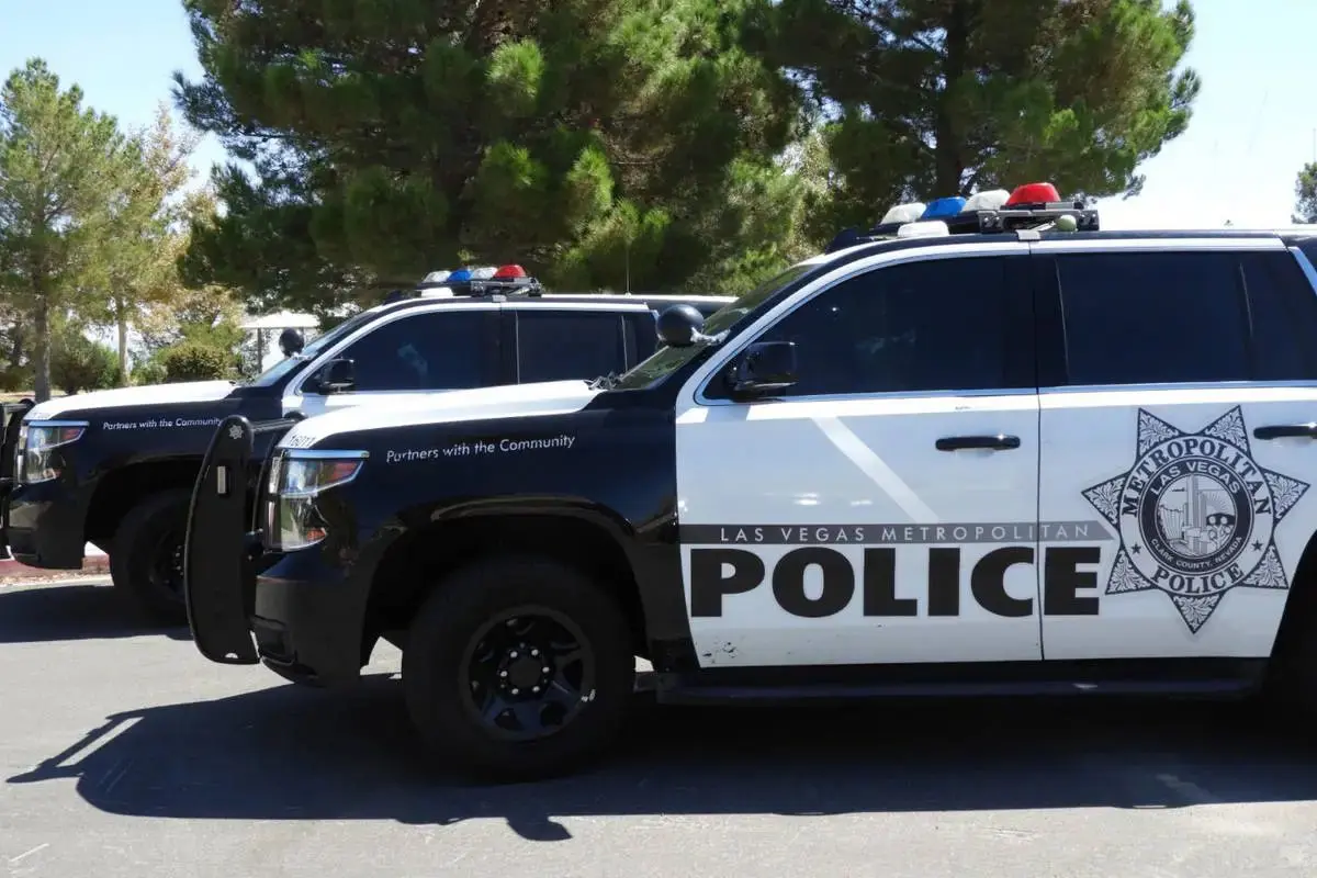 ¡ENCERRADOS EN JAULAS PARA PERROS! Revelan video que muestra maltratos a niños en Las Vegas