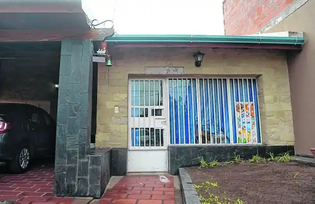 Asesinaron a un almacenero en un extraño episodio