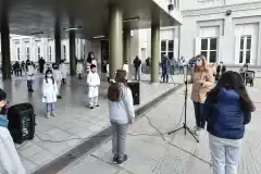 Ratifican la presencialidad en escuelas y la vacunación a los docentes