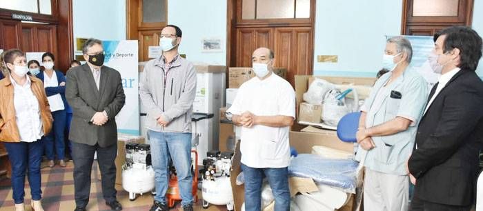 Francolini entregó  equipamiento, insumos  e instrumental a la  ex Asistencia Pública