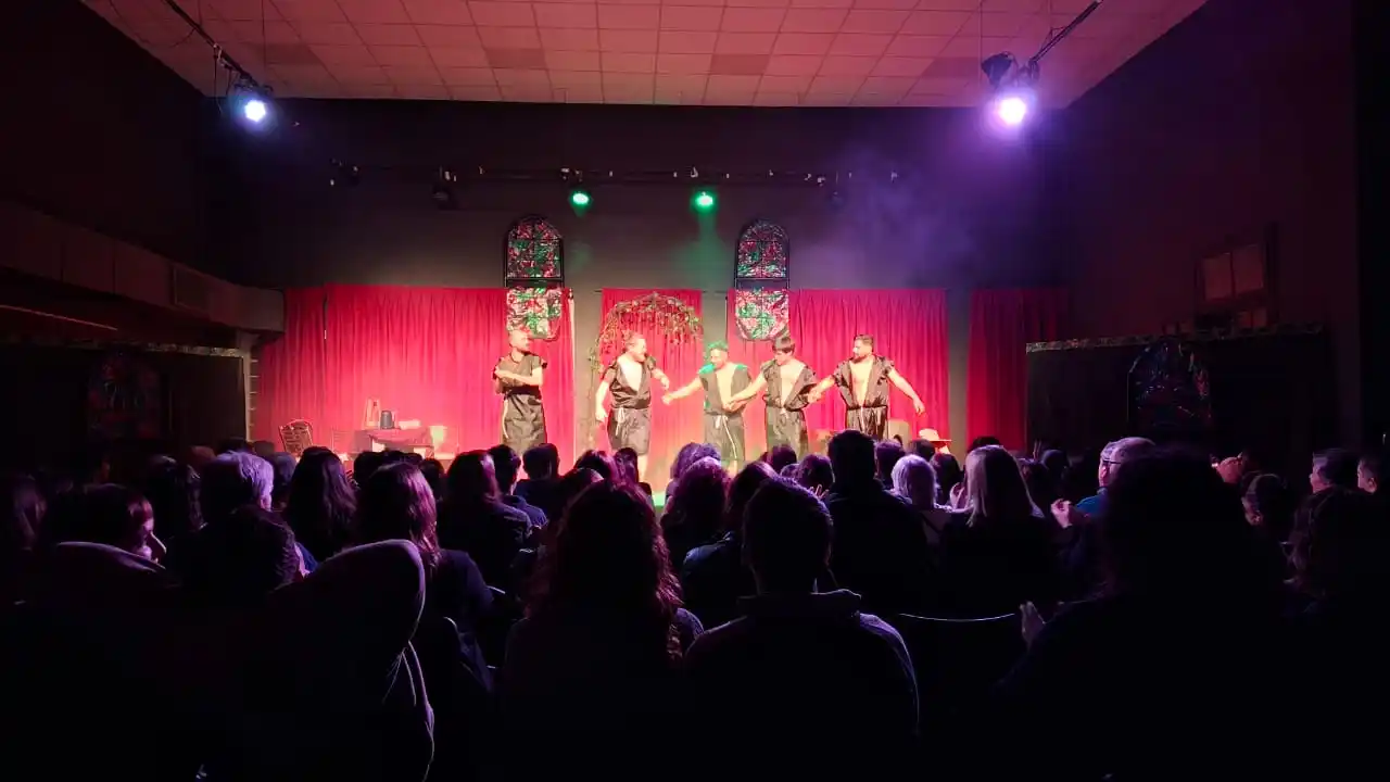 Nueva presentación de "Santificadamente Incorruptos" en el Lasserre: "Tiramos la casa por la ventana"