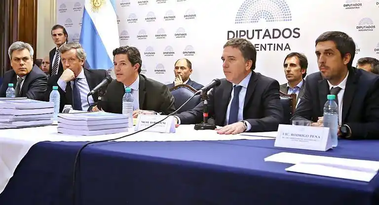 El impuesto al cheque y el preludio de una disputa