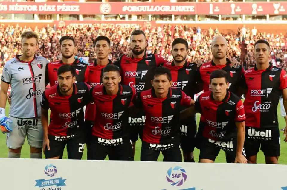 Colón recibe a Banfield con el objetivo de sumar puntos