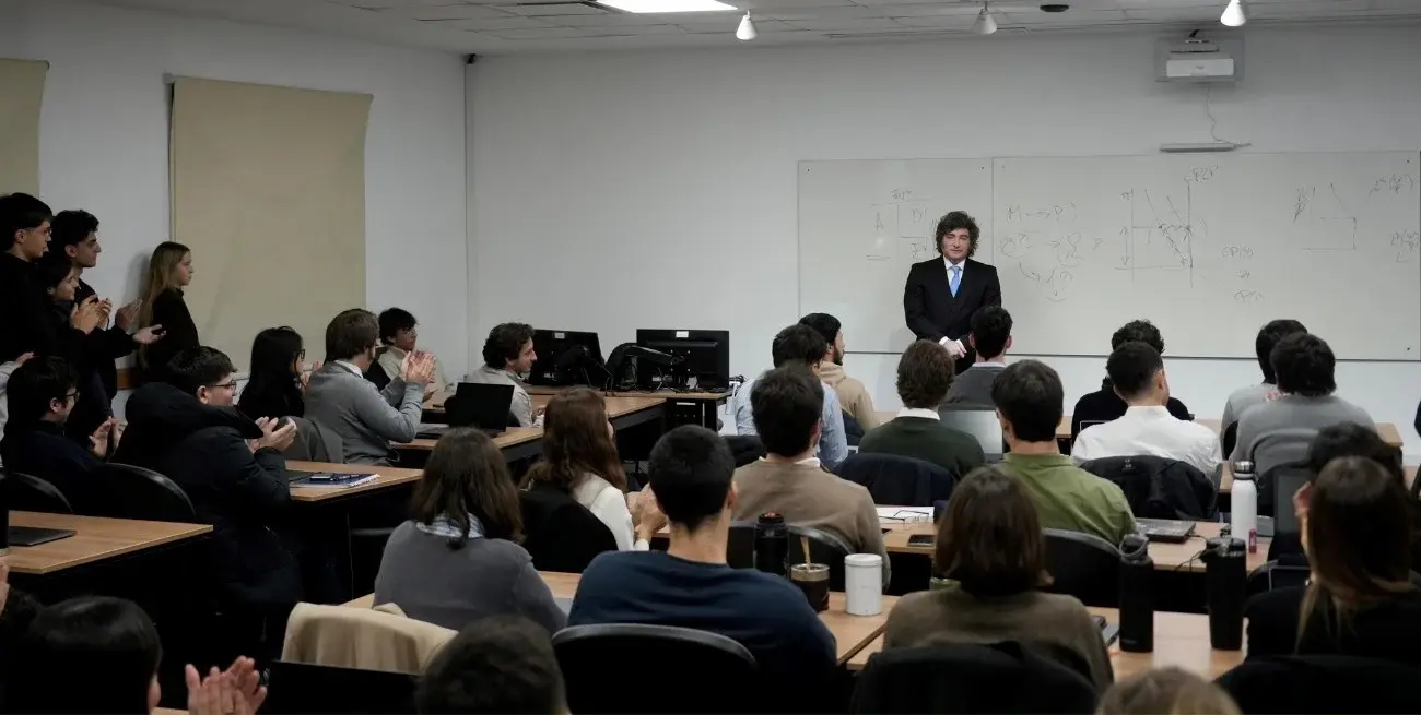 El Presidente expuso ante alumnos de la materia Macroeconomía Avanzada