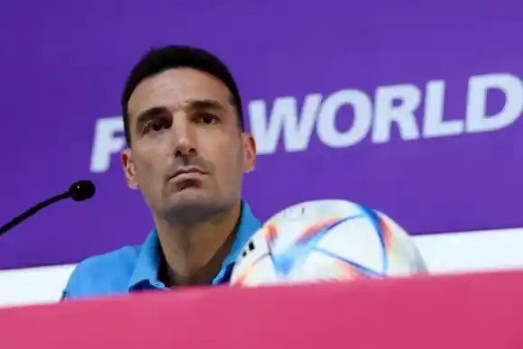 Scaloni: "De Paul y Di María están en condiciones de jugar"