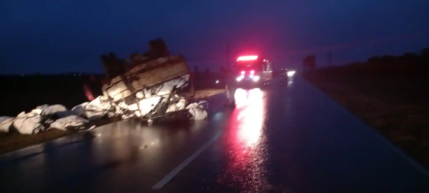 Este siniestro no tuvo heridos, sólo daños materiales.