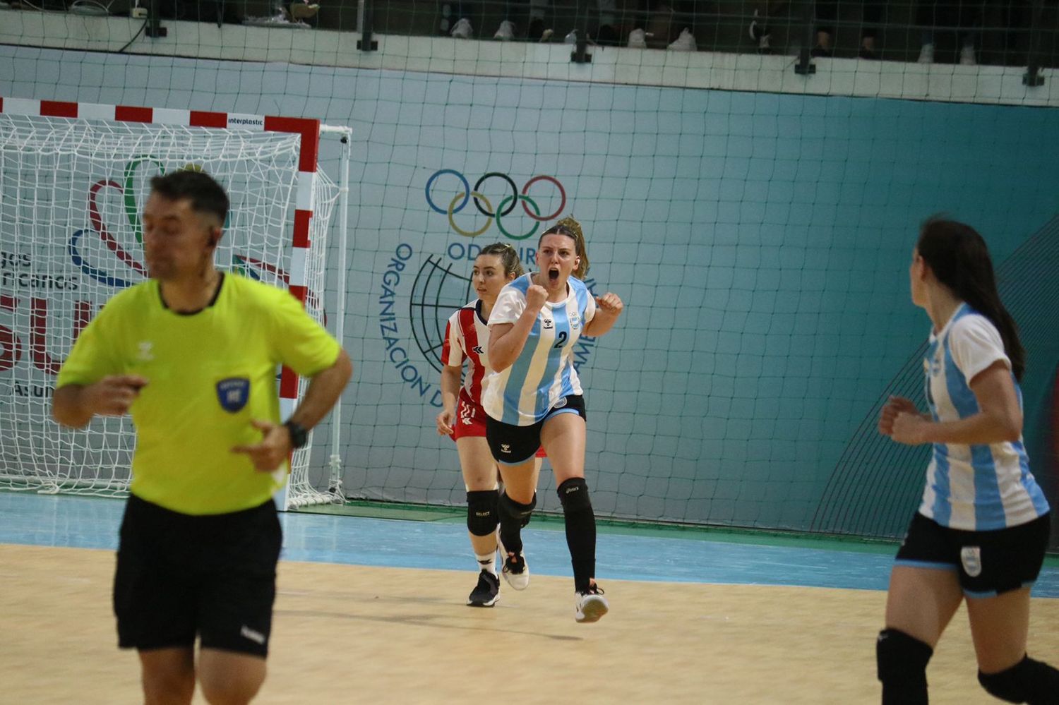 Gol de Sofía Rivadeneira en la derrota de Argentina