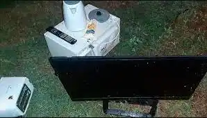 Detuvieron a tres menores tras desvalijar una casa: robaron hasta las hamburguesas