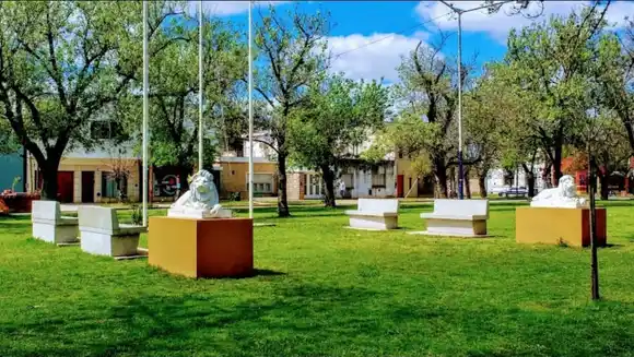 La “Aldea Navideña” llega este domingo con actividades para toda la familia a la Plaza de los Leones