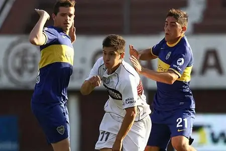 Boca despidió su última ilusión y Lanús no pudo trepar a la cima
