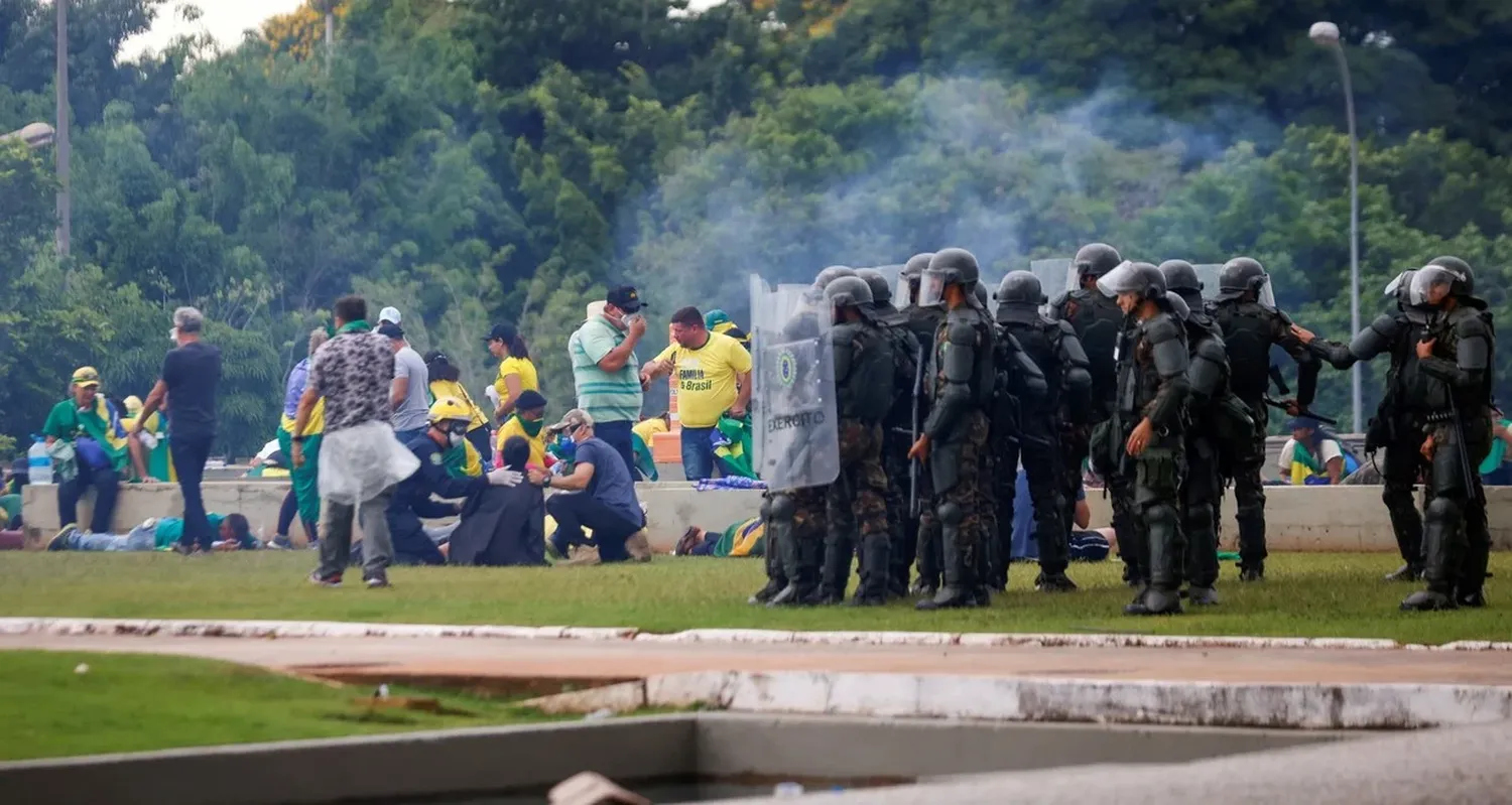 Avanza la causa contra los seguidores de Bolsonaro que irrumpieron en edificios gubernamentales. Crédito: Reuters.