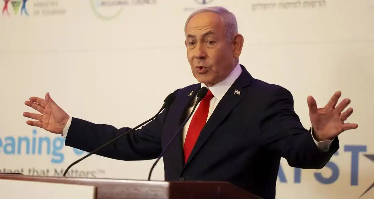 El primer ministro de Israel, Benjamín Netanyahu, convocó a una reunión de Gabinete este martes para debatir la extensión de los combates en Gaza. Foto: Archivo / REUTERS / Ronen Zvulun.